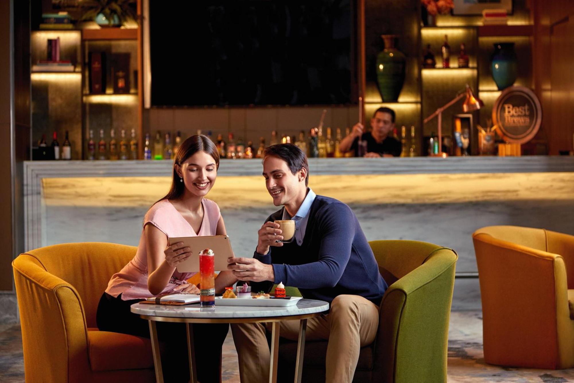 Four Points By Sheraton Surabaya Exterior foto